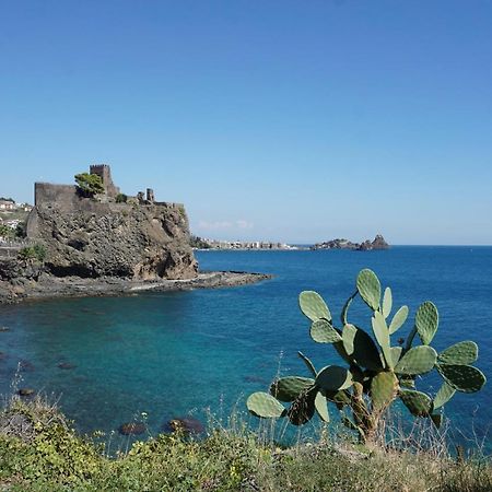 Casa Gise Lägenhet Aci Castello Exteriör bild