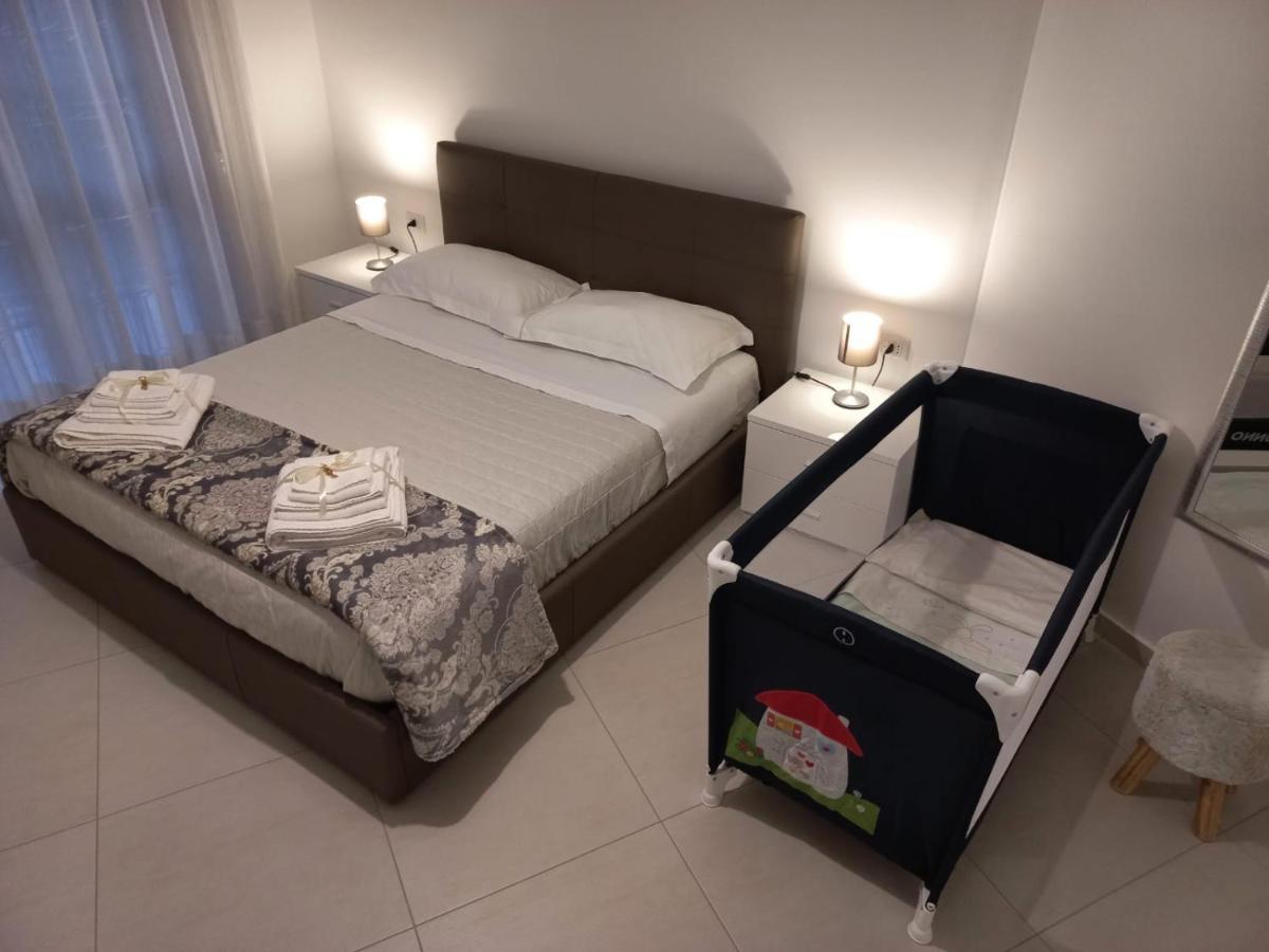 Casa Gise Lägenhet Aci Castello Exteriör bild