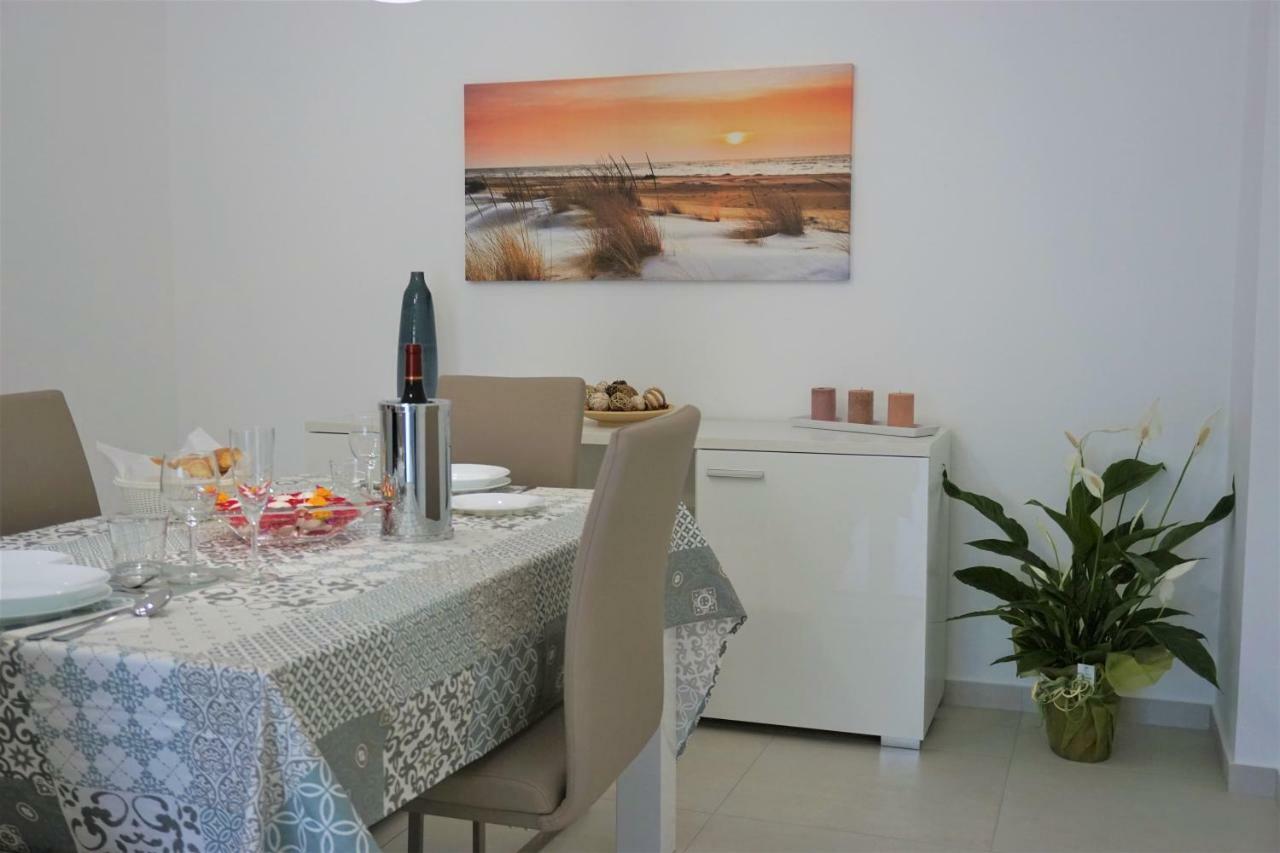 Casa Gise Lägenhet Aci Castello Exteriör bild