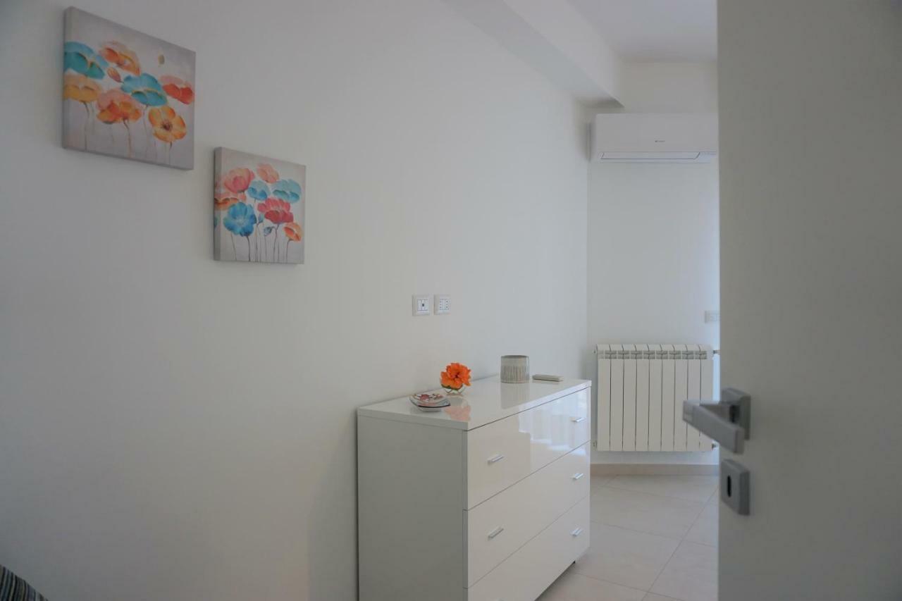 Casa Gise Lägenhet Aci Castello Exteriör bild