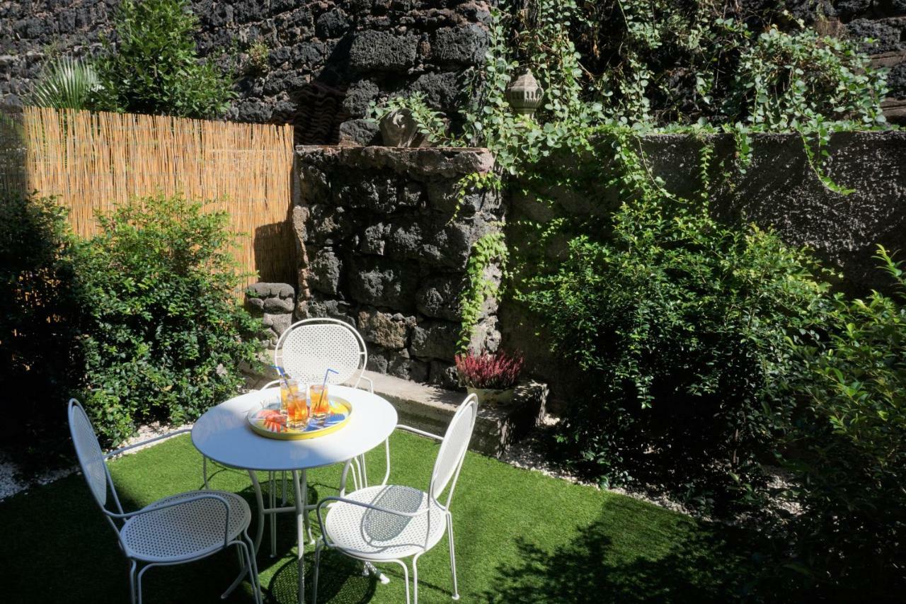 Casa Gise Lägenhet Aci Castello Exteriör bild