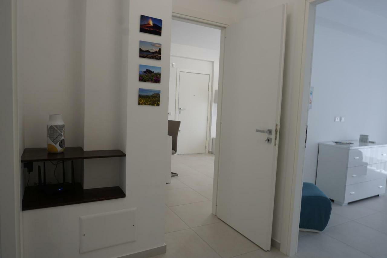 Casa Gise Lägenhet Aci Castello Exteriör bild