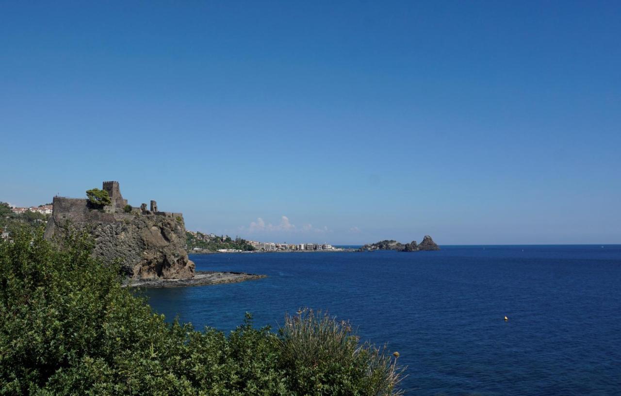 Casa Gise Lägenhet Aci Castello Exteriör bild